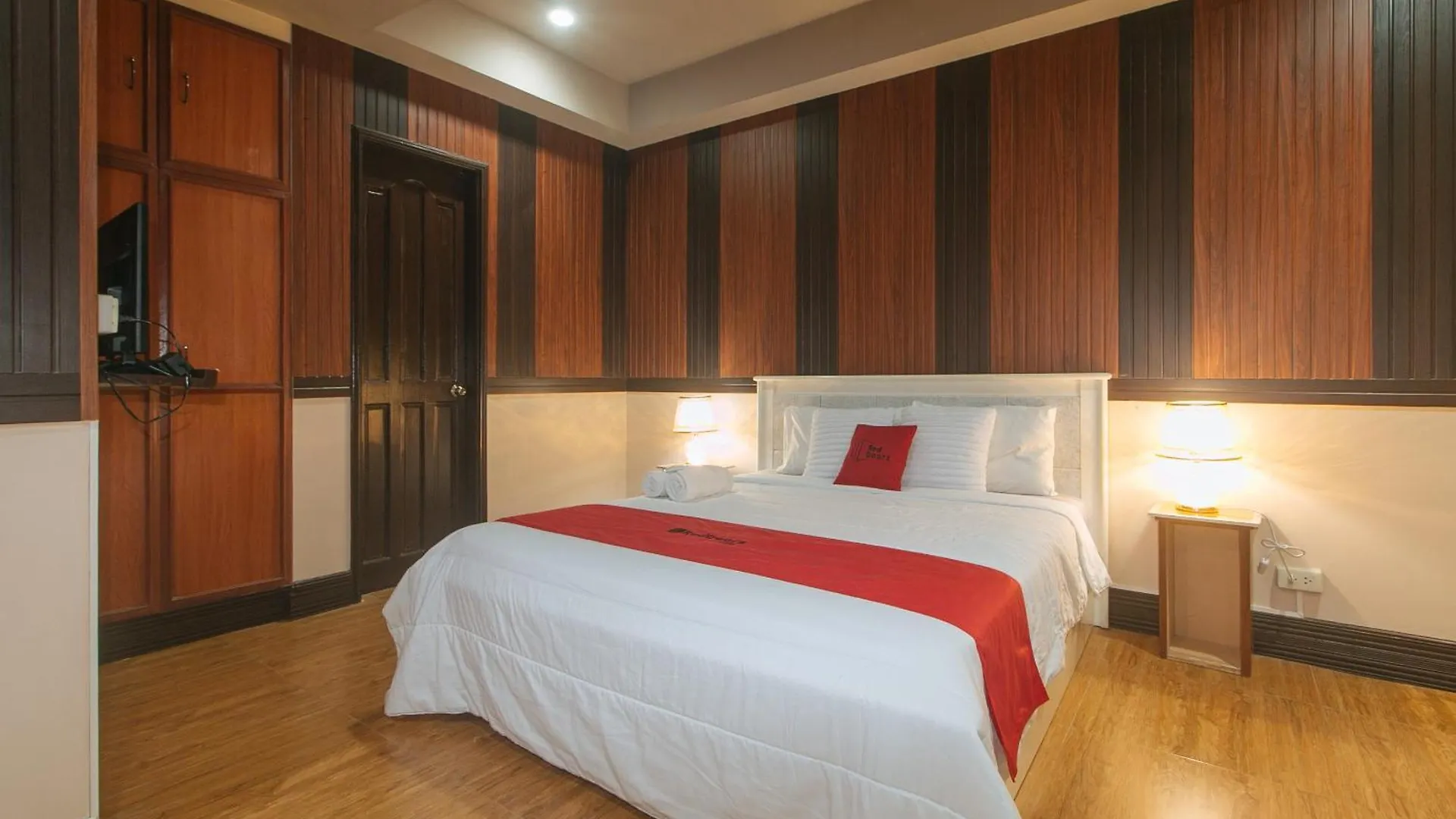 Where to Stay Near Manila Zoo: 9 Central Hotels Ranked