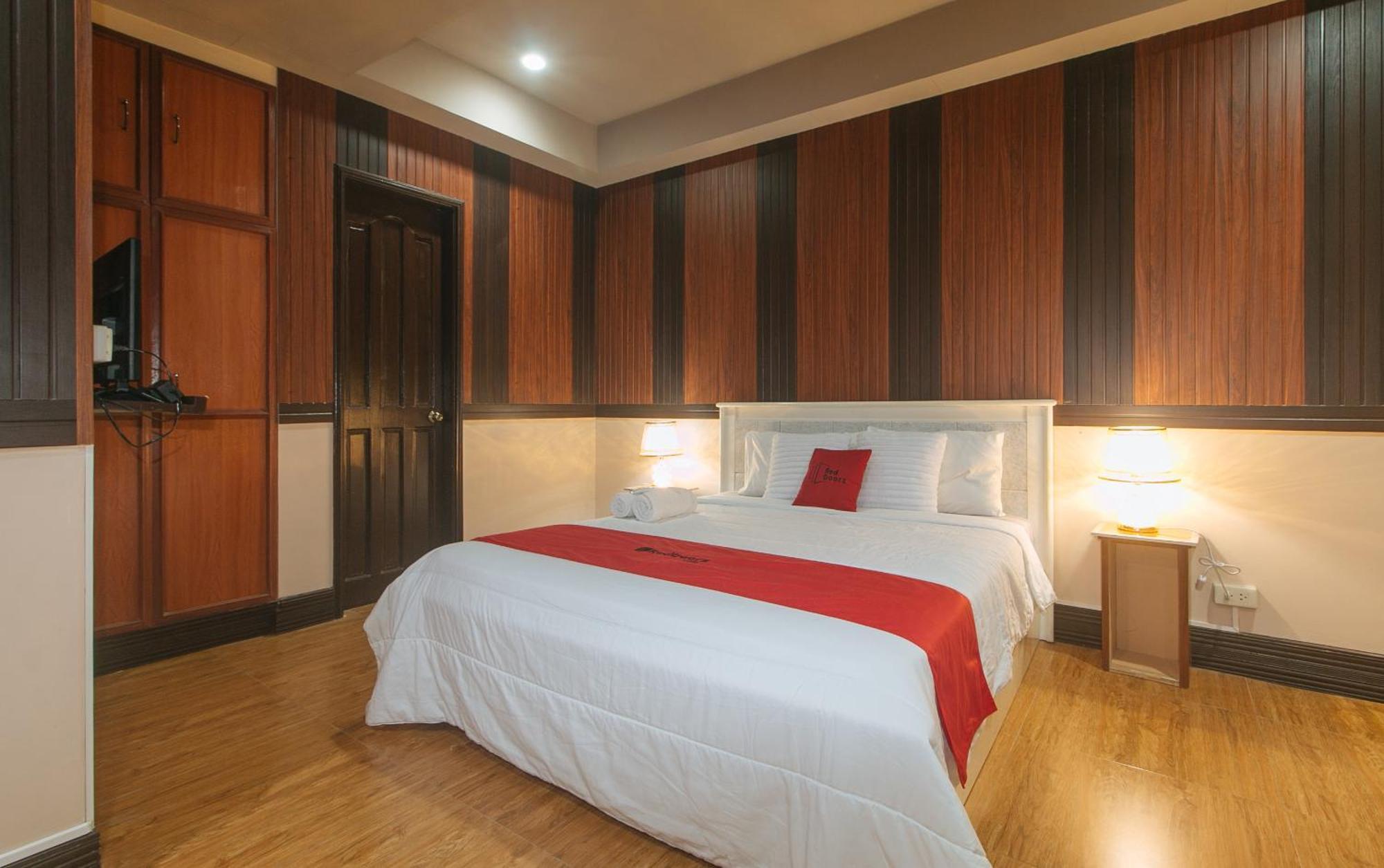 Where to Stay Near Manila Zoo: 9 Central Hotels Ranked